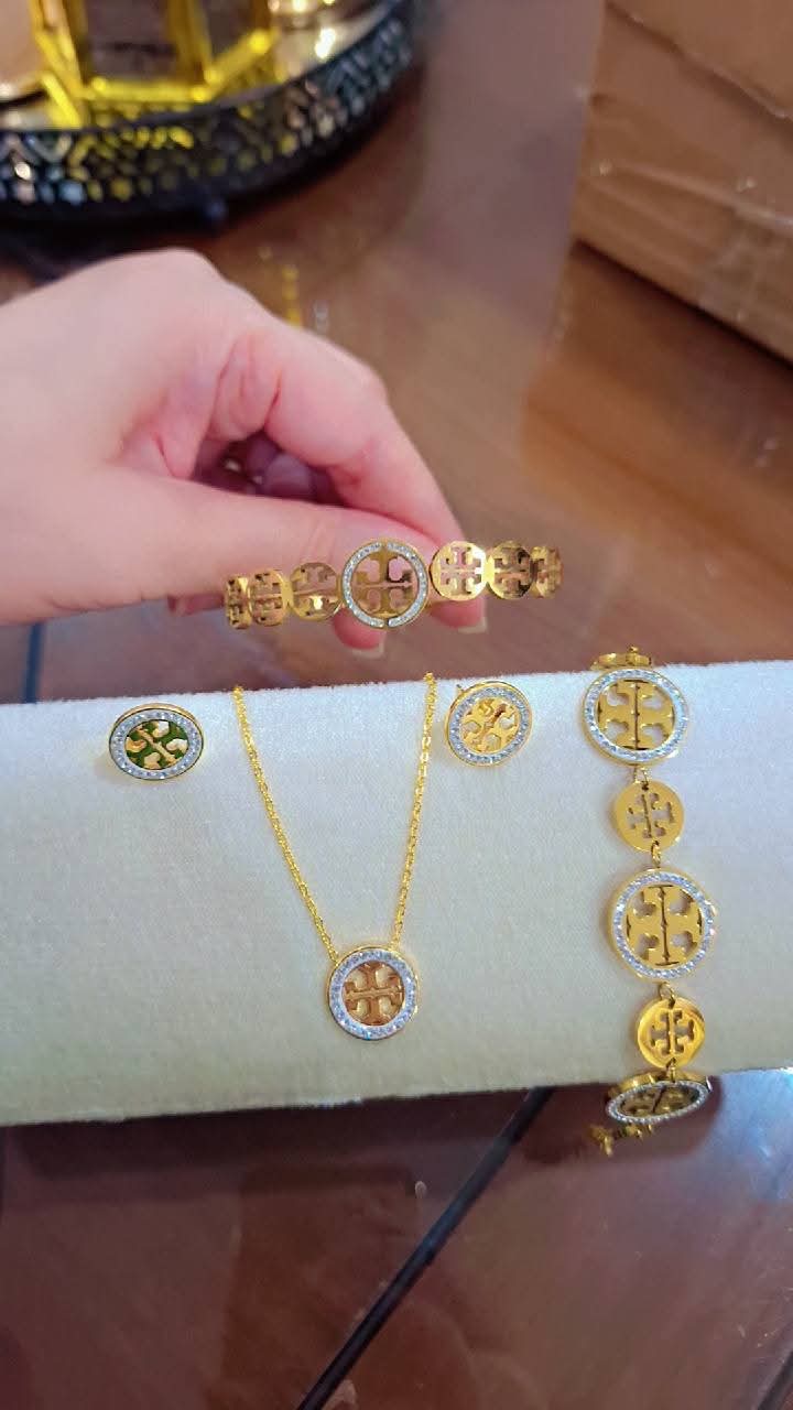 Elegant 3-Piece Gold Plated Jewelry Set – Bracelet, Necklace & Stud Earrings