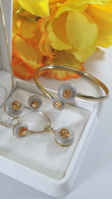 Elegant Indian Zarcon Jewellery Set – Gold-Plated Necklace, Earrings, Ring & Bangle with Diamond Accents