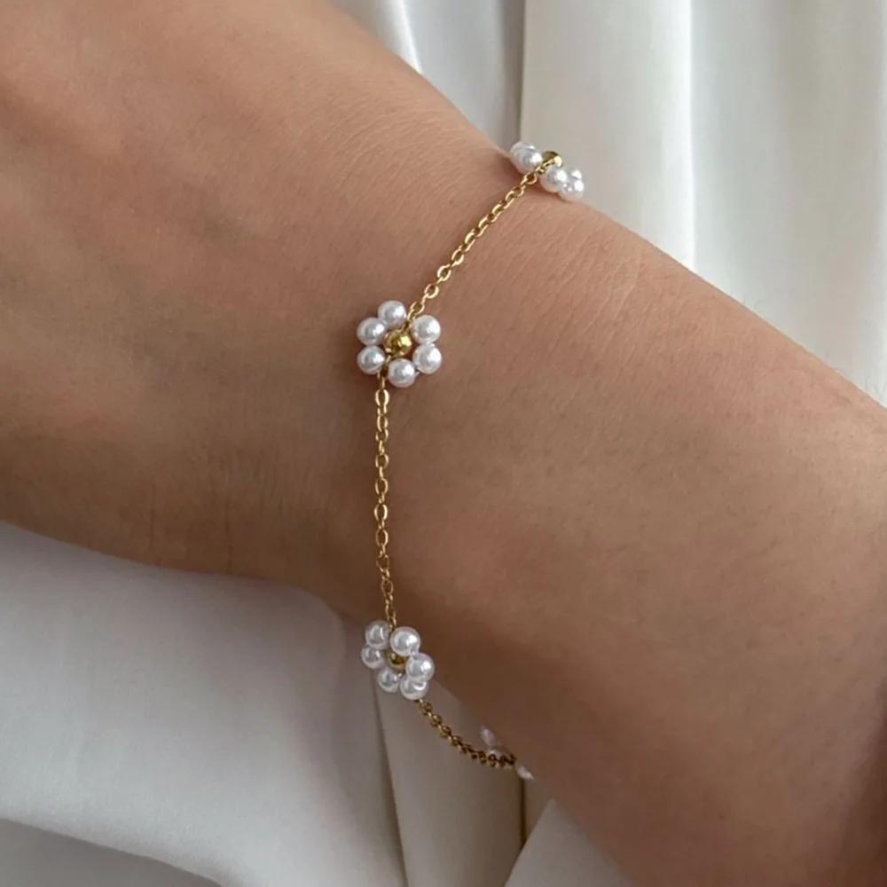 Daisy Pearl Bracelets