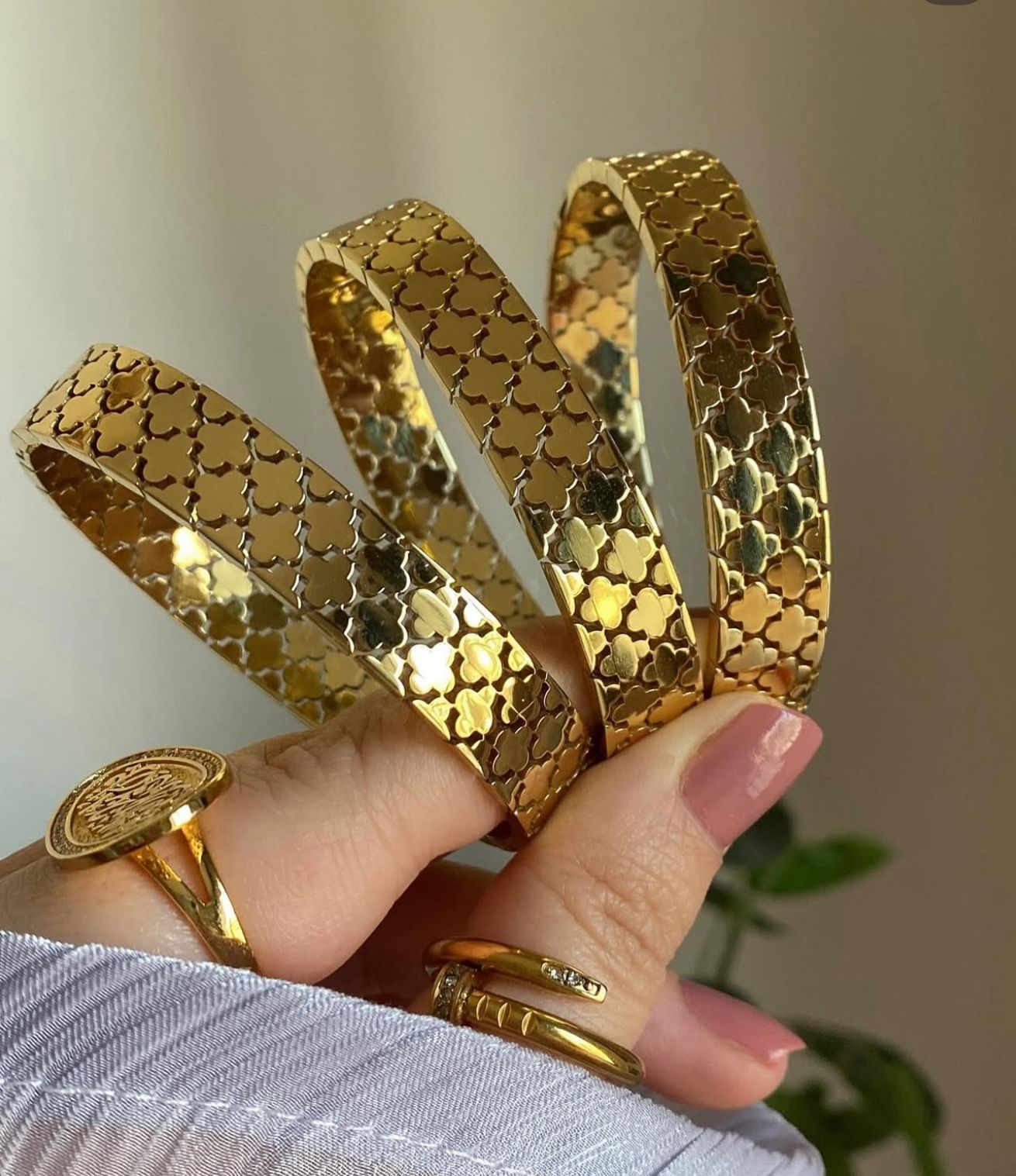 Golden HoneyComb Bangle